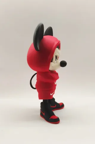 Muñeco Mickey Nike