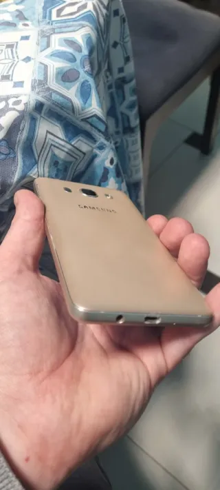 Samsung Galaxy J5 Dorado - Buono Stato