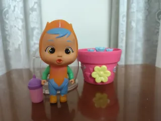 Bebé Llorón Flor con accesorios