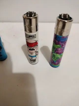 Pack 37 • 4 Accendini Clipper