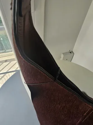 Bolso de piel tipo saca marrón