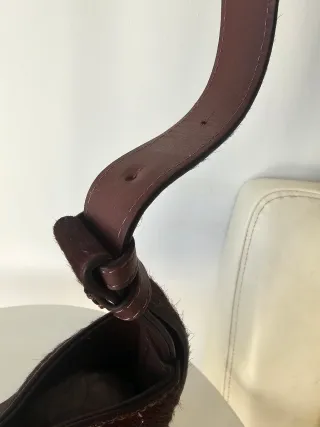 Bolso de piel tipo saca marrón