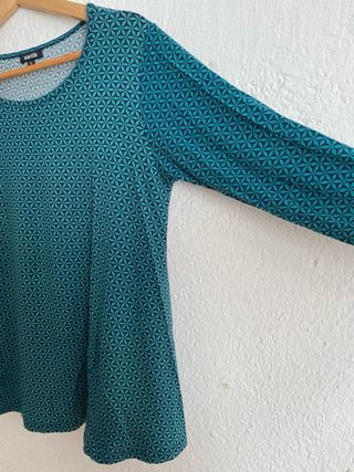 Camiseta Estampado Geométrico Xantik Talla L