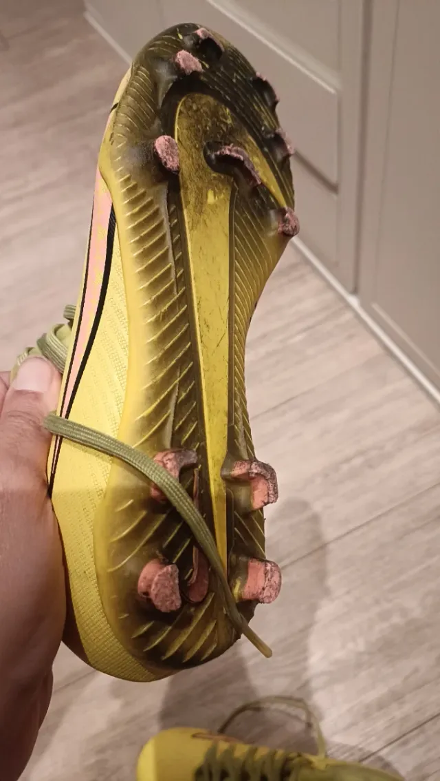 Botas de fútbol Nike Mercurial Amarillas