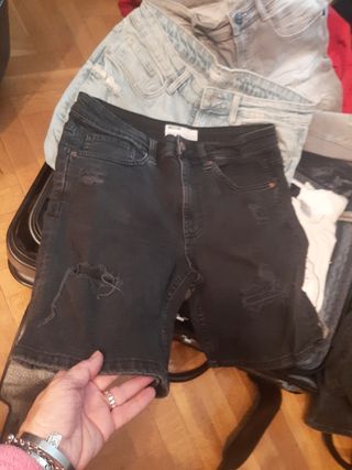 Pantalón vaquero corto Bershka T38