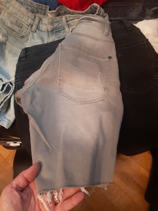 Pantalón vaquero corto Bershka T38
