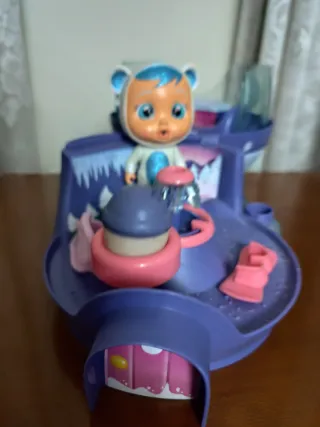 Bebé Llorón Casa Nieve Muñeca