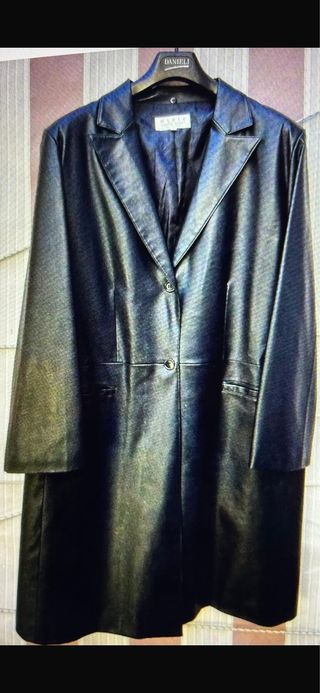 Abrigo DANIELI Negro