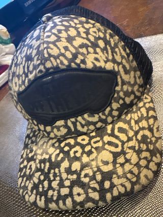 Gorra Vans Leopardo Beige y Negro