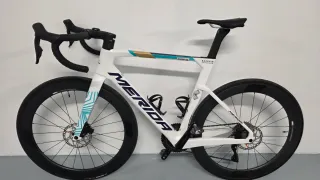 Bicicleta Merida 6000  Bahrain Victorius