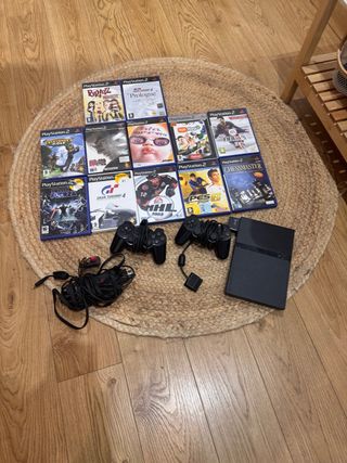 PlayStation 2 + 2 mandos + 12 juegos