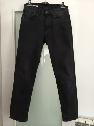 Pantalón vaquero negro hombre
