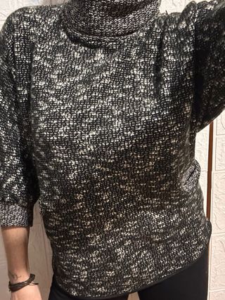 Jersey de punto L cuello alto