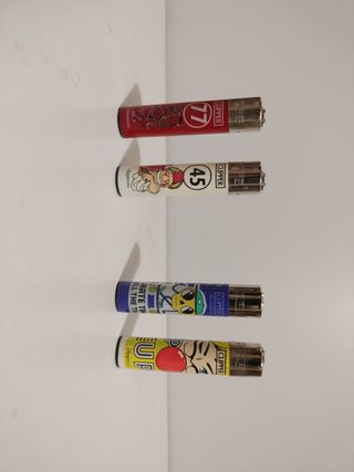 Pack 39 • 4 Accendini Clipper