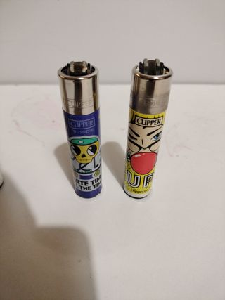 Pack 39 • 4 Accendini Clipper