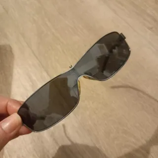 Occhiali da sole Benetton bambino neri/grigi