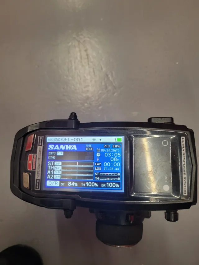 Emisora Sanwa FH5 M17