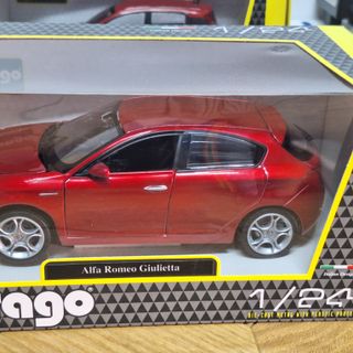 Alfa Romeo Giulietta 1/24 Burago