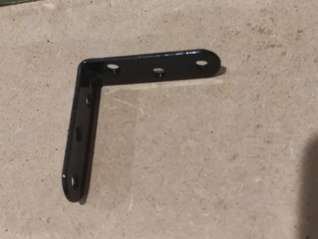 Ángulos negros de 60mm 100 unidades