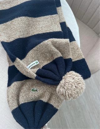Bufanda Lacoste Beige y Azul Marino Unisex
