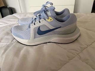 Nike Vomero 16 Bambas Azul y Blanco