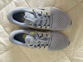 Nike Vomero 16 Bambas Azul y Blanco