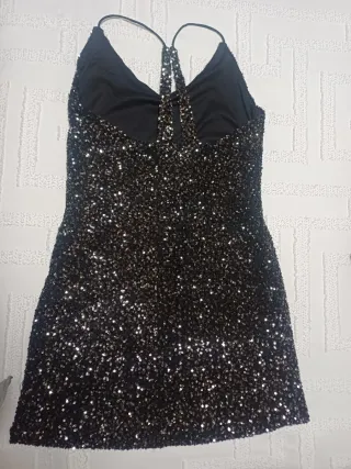 Vestido Negro con Lentejuelas negras plateadas