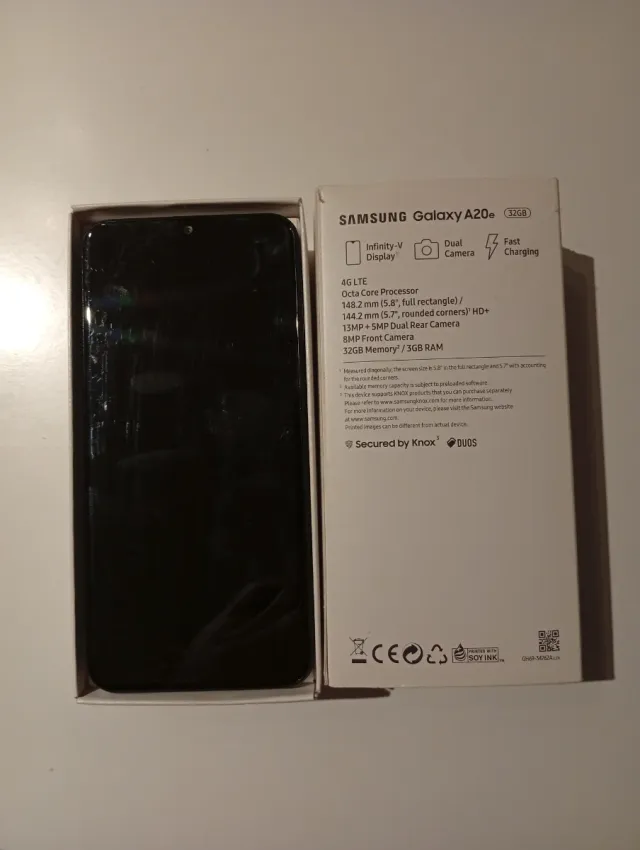 Telefono Samsung Galaxy A20e 32GB Rom e 3GB Ram
