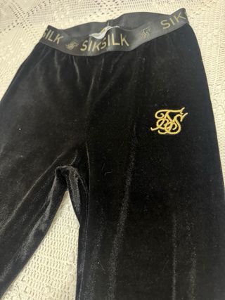 Conjunto chándal terciopelo SikSilk mujer