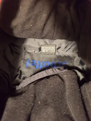 Chaqueta de esquí Schoffel roja y negra