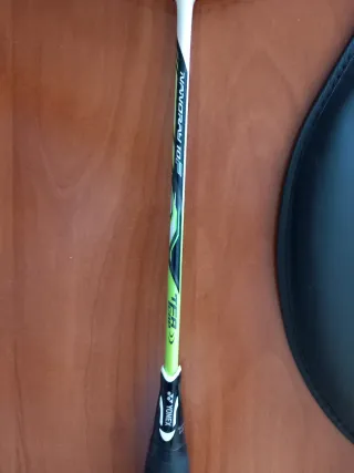 Raqueta Badminton Yonex Nanoray 10F Nueva