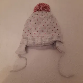 Gorro orejero pompón rosa y blanco