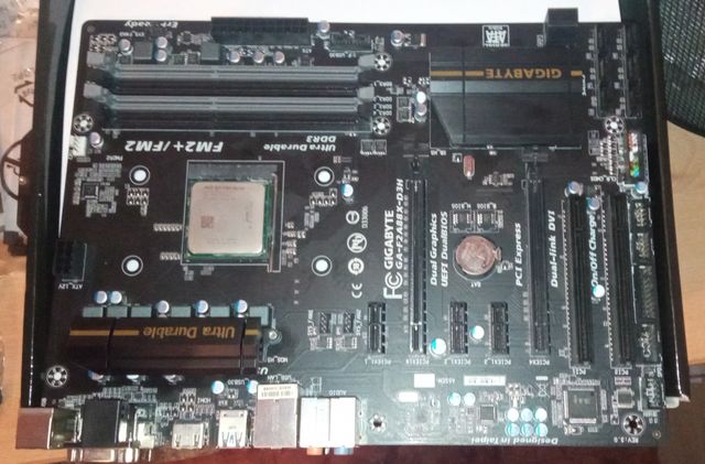 Gigabyte F2A88X-D3H Placa Base AMD FM2+
