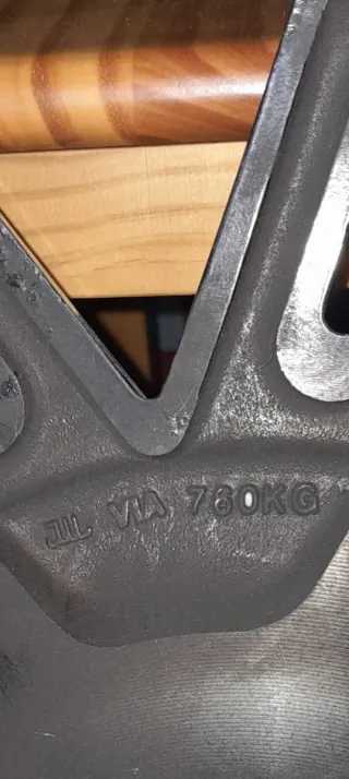 4 Ruedas 225/40ZR18 con Cubiertas