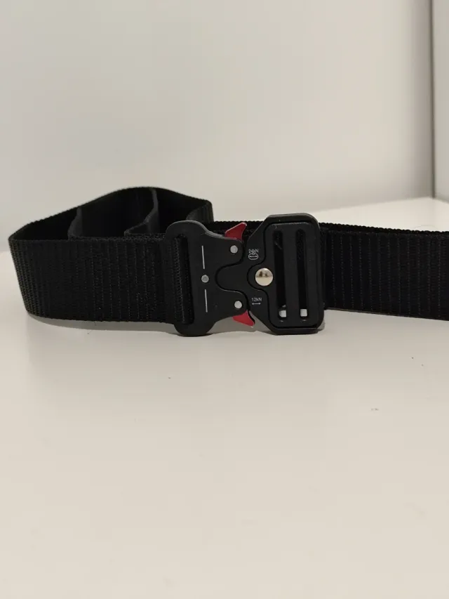 Cinturón Táctico Negro 120cm Hebilla Metal