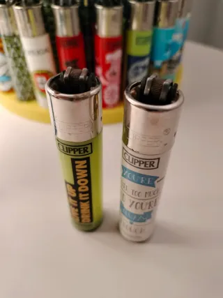 Pack 42 • 4 accendini Clipper