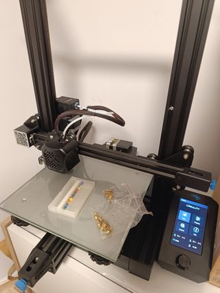 Impresora 3D Ender-3 V2 – Creality + Filamentos