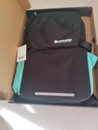 Zaino Urban nero e turchese