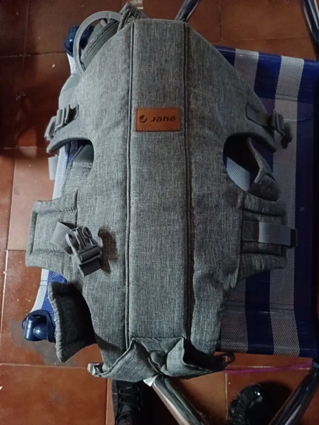 Mochila portabebés Jane gris