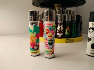 Pack 43 • 4 Accendini Clipper