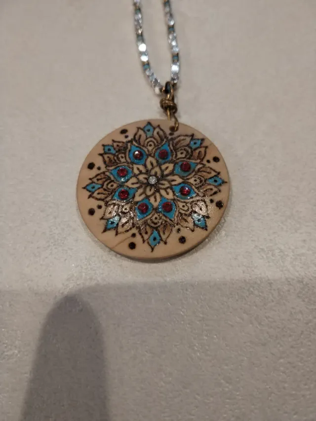 Ciondolo Mandala fatto a mano