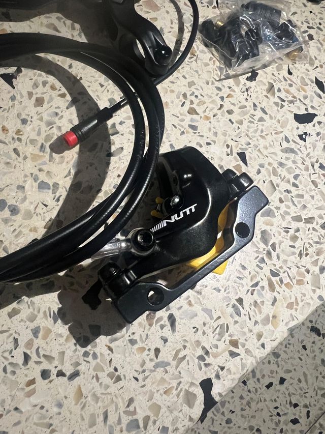 Freni idraulici NUTT per monopattino elettrico NUOVI