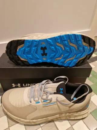 Zapatillas Under Armour Talla 42 Beige/Azul