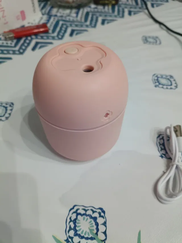 Humidificador de aire rosa para escritorio