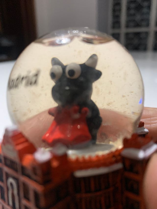 Soprammobile Madrid con Toro