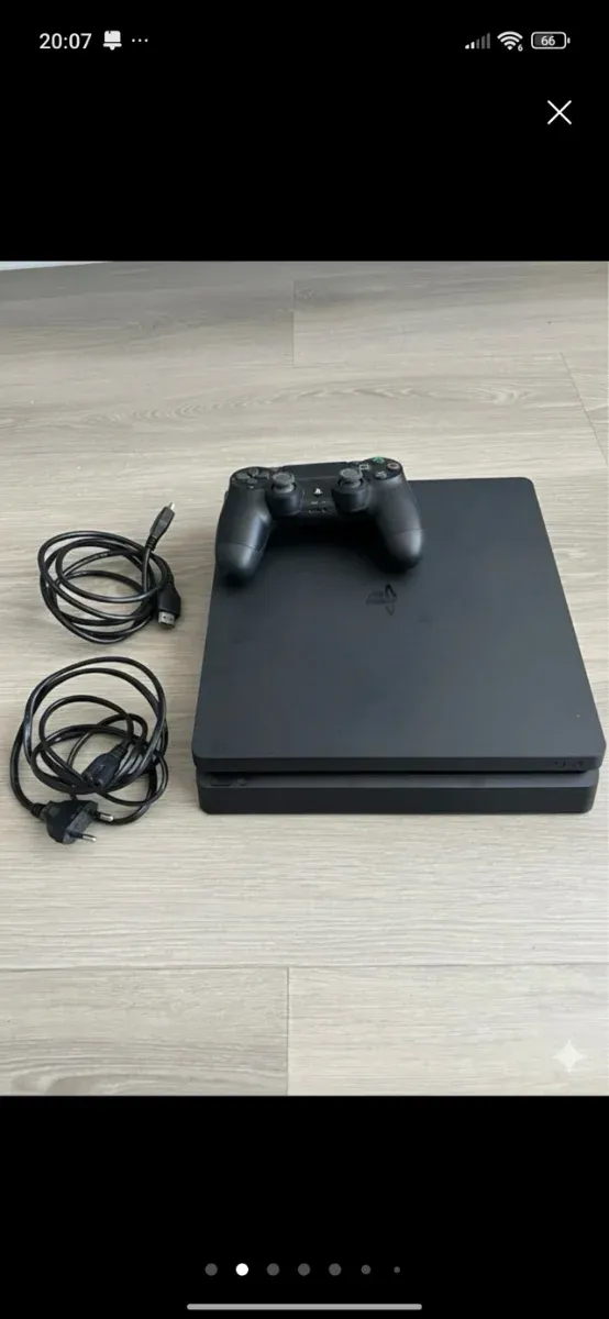 PS4 Slim Sony Negra + Mando y Cables