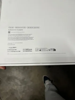 MacBook Air 15” M4 16GB 256GB