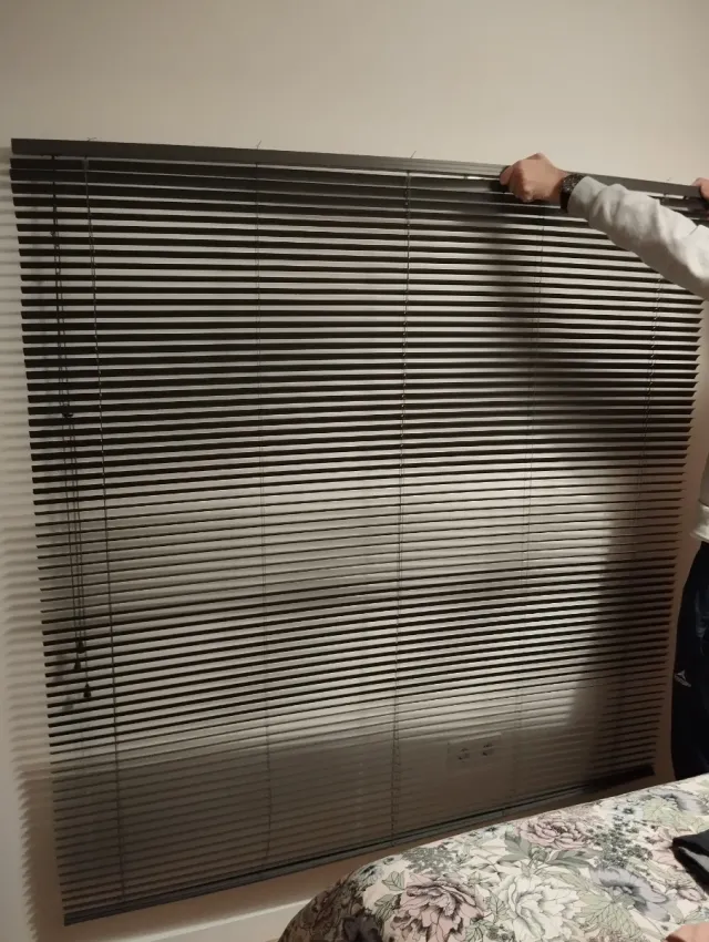 Estor Veneciano Metálico Gris