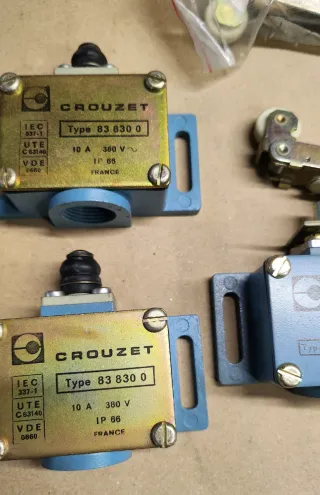 Finecorsa Crouzet 83 830 0 (3 pezzi)