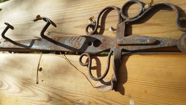 Espada Perchero forja antiguo